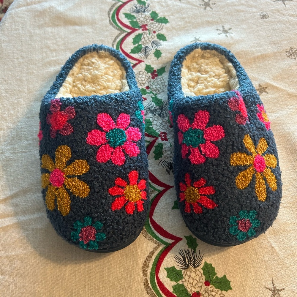 Natural Life House Slippers
